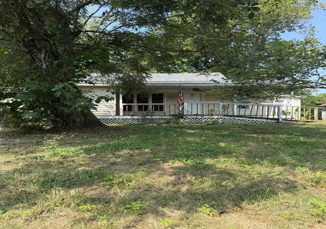 Photo 2 of Single family home for sale at 2983 Briensburg Tatumsville Rd, Gilbertsville, KY 42044 | MLS# 26022184 | Listing updated on 2026-08-15