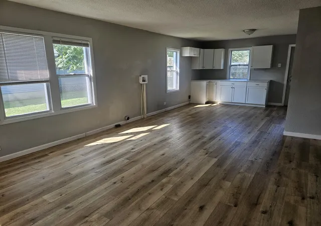 Photo 4 of Single family home for sale at 430 Carmicle St, Liberty, KY 42539 | MLS# 26022193 | Listing updated on 2026-09-04