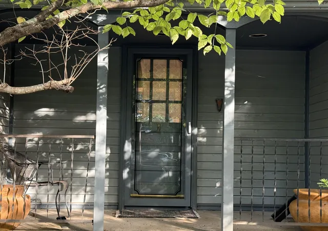 Photo 3 of Sale Pending at 166 Romany Rd, Lexington, KY 40502 | MLS# 26022232 | Listing updated on 2026-09-17