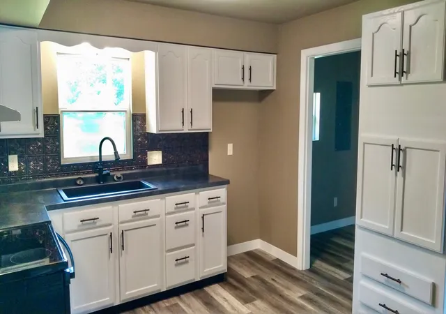 Photo 3 of Single family home for sale at 435 Mcguire Ave, Beattyville, KY 41311 | MLS# 26022227 | Listing updated on 2026-08-28