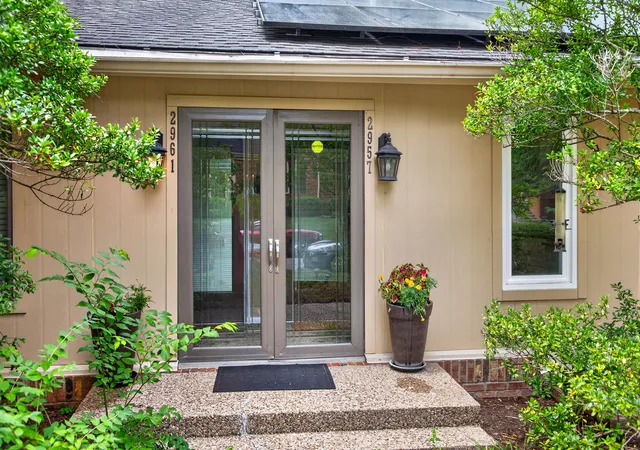 Photo 3 of Townhouse for sale at 2957 Candlelight Way, Lexington, KY 40502 | MLS# 26022199 | Listing updated on 2026-09-12