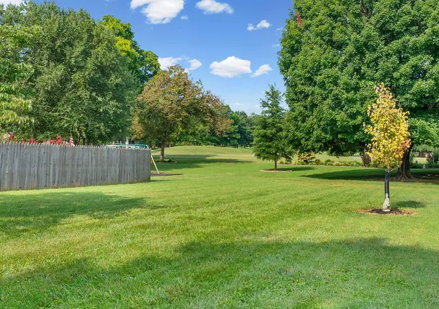 Photo 44 of Single family home for sale at 216 Par Pl, Hopkinsville, KY 42240 | MLS# 26022209 | Listing updated on 2026-08-15