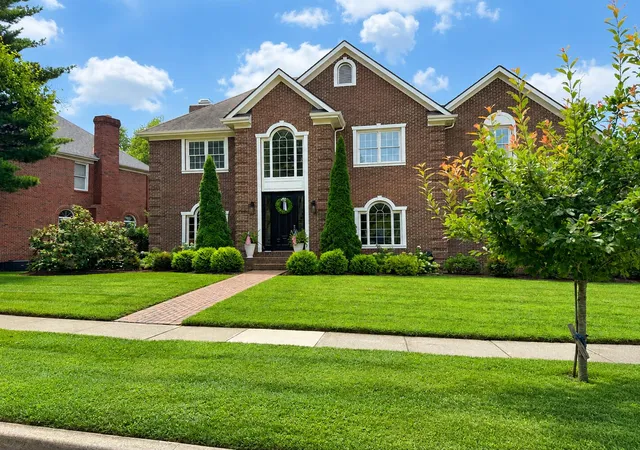 Photo 2 of Sale Pending at 3208 Penbroke Pl, Lexington, KY 40509 | MLS# 26022242 | Listing updated on 2026-10-13