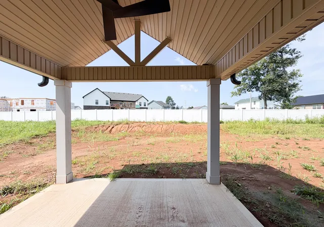 Photo 17 of Single family home for sale at 319 Skaggs Blvd, Nicholasville, KY 40356 | MLS# 26022207 | Listing updated on 2026-09-02