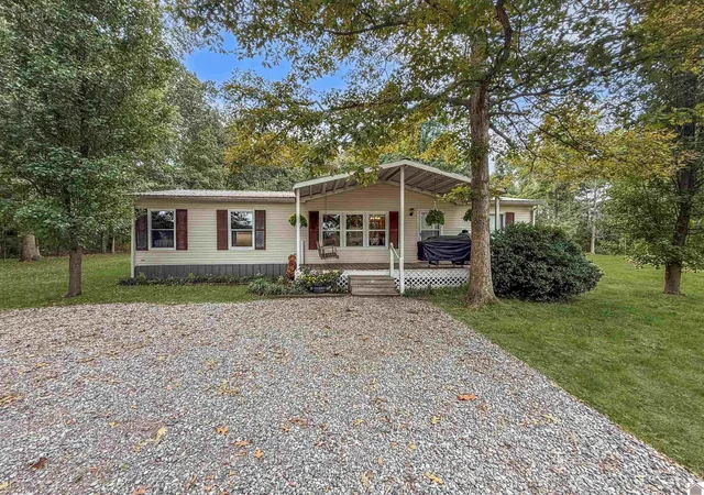 Photo 1 of Sale Pending at 1473 Watson Rd, Murray, KY 42071 | MLS# 26022212 | Listing updated on 2026-08-25