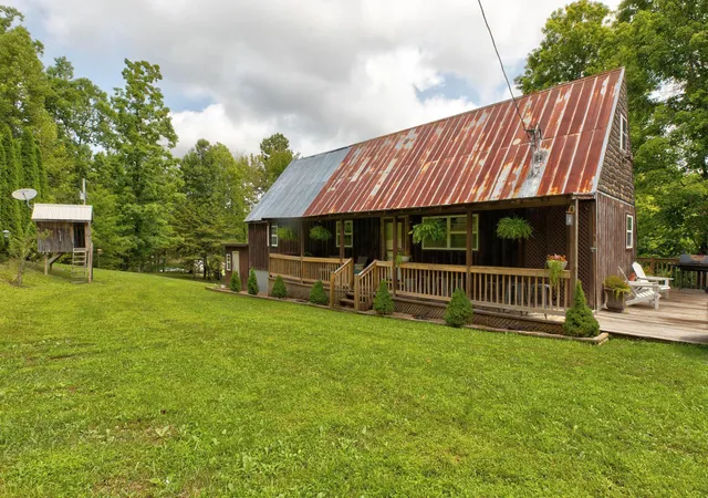 Photo 2 of Single family home for sale at 41 Jacks Dr, Wellington, KY 40387 | MLS# 26022229 | Listing updated on 2026-08-17