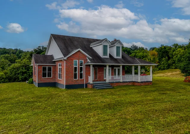 Photo 1 of Sale Pending at 198 Iwanna Loop, Ezel, KY 41425 | MLS# 26022824 | Listing updated on 2026-09-09