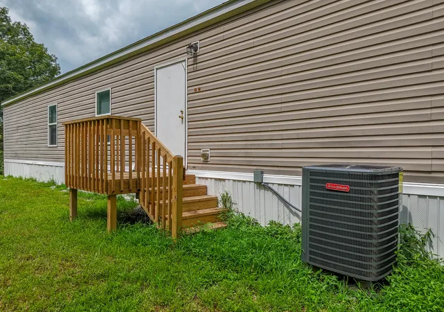 Photo 2 of Single family home for sale at 335 Maxey Flt Rd, Hillsboro, KY 41049 | MLS# 26022359 | Listing updated on 2026-08-18