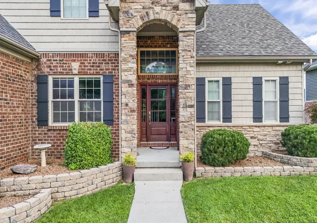 Photo 2 of Sale Pending at 102 Doe Ct, Georgetown, KY 40324 | MLS# 26022469 | Listing updated on 2026-09-03