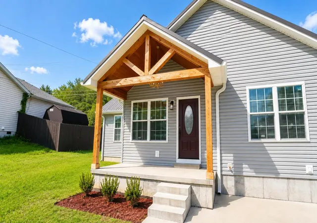 Photo 3 of Single family home for sale at 254 Hollyberry Rd, Frankfort, KY 40601 | MLS# 26022334 | Listing updated on 2026-09-24