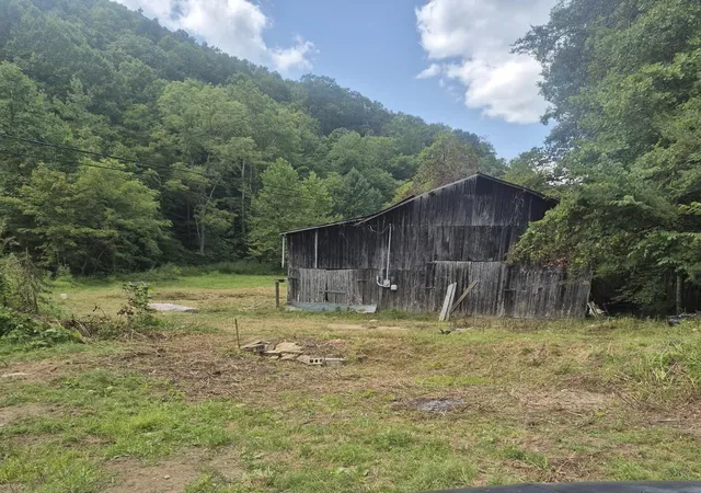 Land for sale at 4151 Crane Crk Rd, Manchester, KY 40962 | MLS# 26022477