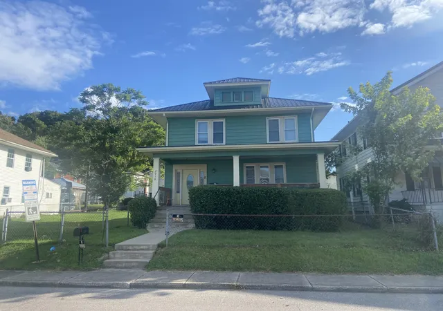Single family home for sale at 2916 Bath Ave, Ashland, KY 41101 | MLS# 26022742