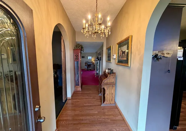 Photo 3 of Single family home for sale at 612 N Broadway St, Carlisle, KY 40311 | MLS# 26022370 | Listing updated on 2026-09-16