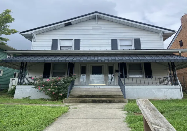 Single family home for sale at 2912 Bath Ave, Ashland, KY 41101 | MLS# 26022749