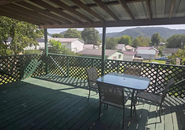 Photo 21 of Sale Pending at 805 Poplar St, Ravenna, KY 40472 | MLS# 26022277 | Listing updated on 2026-08-28