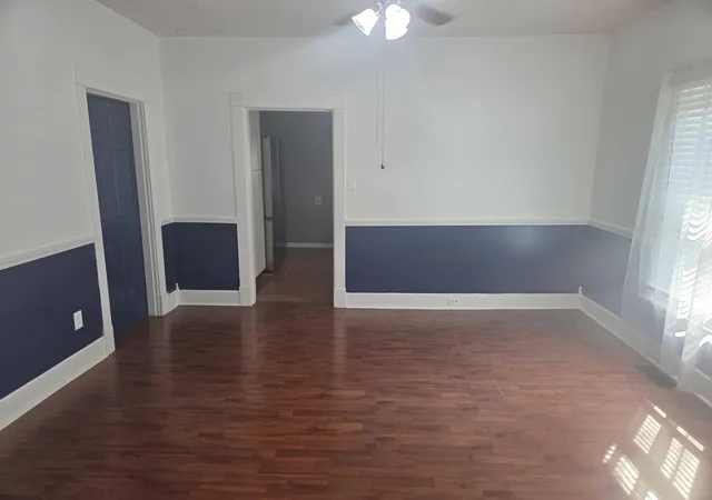 Photo 3 of Sale Pending at 805 Poplar St, Ravenna, KY 40472 | MLS# 26022277 | Listing updated on 2026-08-28