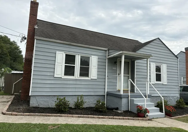 Photo 3 of Single family home for sale at 206 Moren Rd, London, KY 40741 | MLS# 26022288 | Listing updated on 2026-09-28