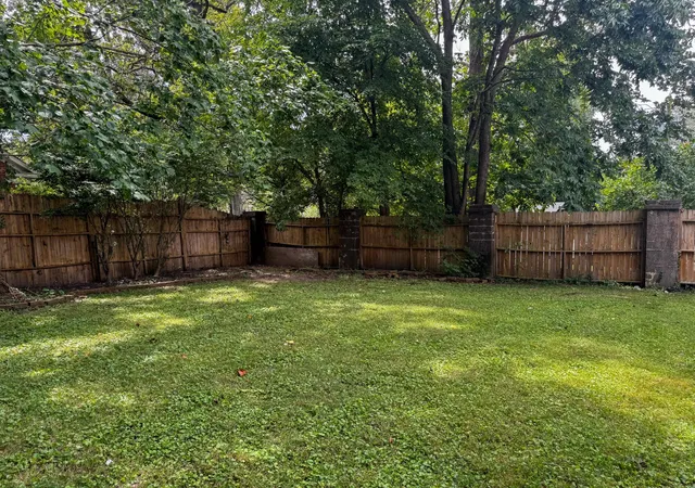 Photo 4 of Single family home for sale at 700 Backusburg Rd, Mayfield, KY 42066 | MLS# 26022371 | Listing updated on 2026-09-09
