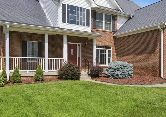Photo 3 of Sale Pending at 119 Seahawk Trl, Midway, KY 40347 | MLS# 26022885 | Listing updated on 2026-09-21