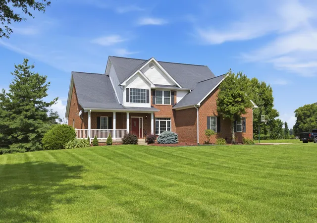 Photo 54 of Sale Pending at 119 Seahawk Trl, Midway, KY 40347 | MLS# 26022885 | Listing updated on 2026-09-21