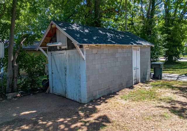 Photo 18 of Single family home for sale at 1732 Park Ave, Paducah, KY 42001 | MLS# 26023066 | Listing updated on 2026-09-03