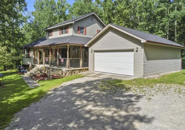 Photo 2 of Sale Pending at 1100 North Hwy 1651, Whitley City, KY 42653 | MLS# 26022318 | Listing updated on 2026-08-25