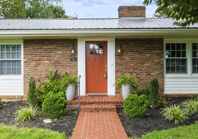 Photo 2 of Sale Pending at 577 Cardinal Dr, Mount Sterling, KY 40353 | MLS# 26022298 | Listing updated on 2026-08-25