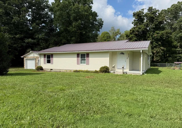 Single family home for sale at 554 Robinson Crk Rd, Lily, KY 40740 | MLS# 26022546