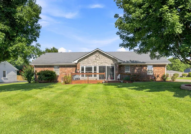 Photo 2 of Sale Pending at 1111 Comanche Trl, Georgetown, KY 40324 | MLS# 26022558 | Listing updated on 2026-09-20