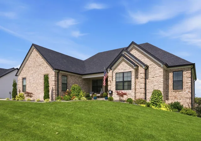Photo 3 of Single family home for sale at 4237 Equestrian Way, Richmond, KY 40475 | MLS# 26022595 | Listing updated on 2026-09-28