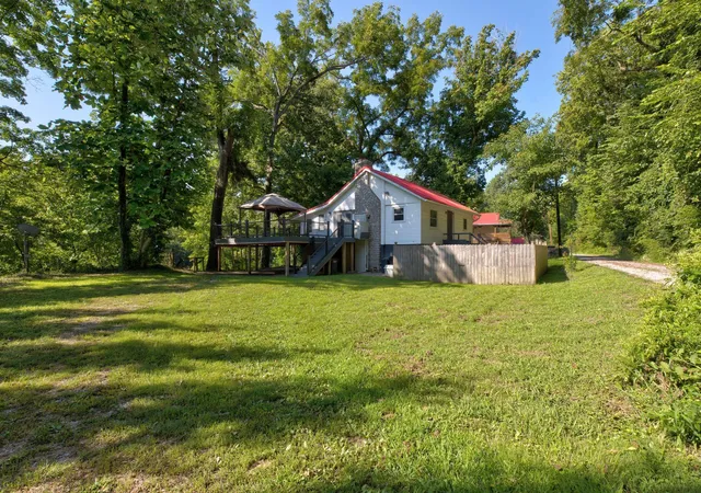 Photo 3 of Single family home for sale at 148 Hidden Grove Ln, Winchester, KY 40391 | MLS# 26022926 | Listing updated on 2026-09-12