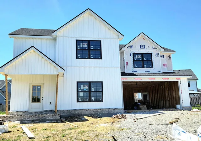 Photo 2 of Single family home for sale at 140 Patchen Dr, Nicholasville, KY 40356 | MLS# 26022527 | Listing updated on 2026-09-07