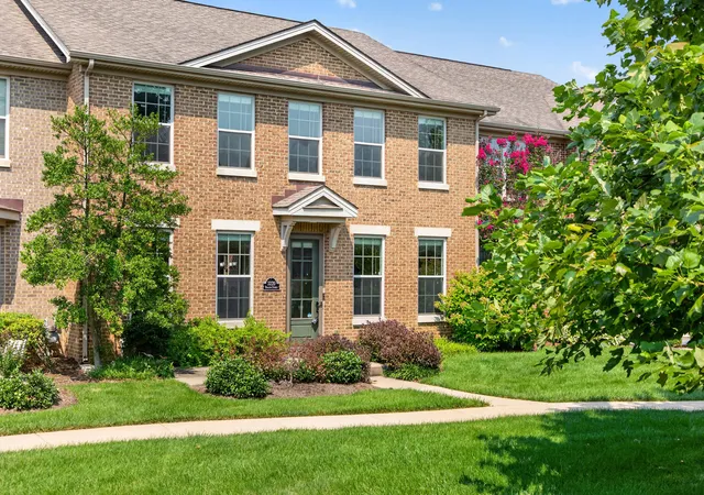 Photo 2 of Townhouse for sale at 3220 Beacon St, Lexington, KY 40513 | MLS# 26022342 | Listing updated on 2026-09-08