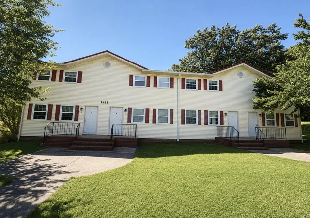 Multi family home for sale at 1418 Michelle Dr, Murray, KY 42071 | MLS# 26022513