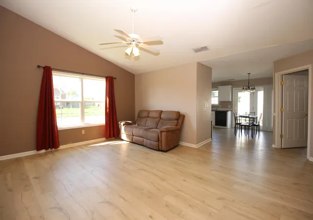Photo 3 of Sale Pending at 100 Strauss Ct, Georgetown, KY 40324 | MLS# 26022373 | Listing updated on 2026-10-07