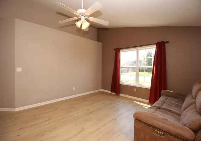 Photo 3 of Sale Pending at 100 Strauss Ct, Georgetown, KY 40324 | MLS# 26022373 | Listing updated on 2026-10-07