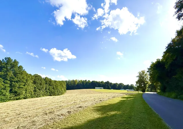 Photo 2 of Single family home for sale at 765 Henson Ridge Rd, Liberty, KY 42539 | MLS# 26022350 | Listing updated on 2026-08-17