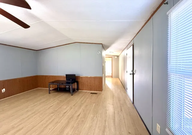 Photo 4 of Single family home for sale at 765 Henson Ridge Rd, Liberty, KY 42539 | MLS# 26022350 | Listing updated on 2026-08-17
