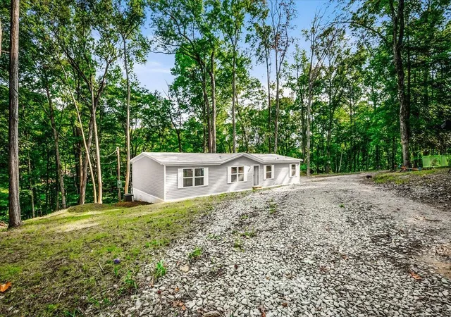 Single family home for sale at 47 Dicy Ct, Williamsburg, KY 40769 | MLS# 26022349