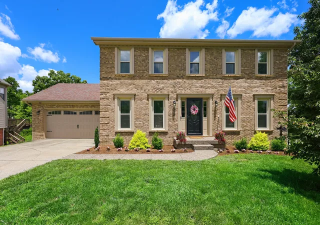 Single family home for sale at 525 Woodstream Ct, Lexington, KY 40515 | MLS# 26022348