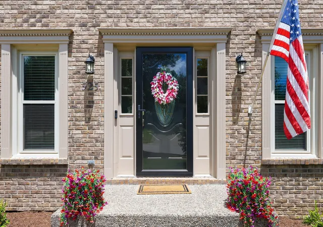 Photo 3 of Sale Pending at 525 Woodstream Ct, Lexington, KY 40515 | MLS# 26022348 | Listing updated on 2026-10-14