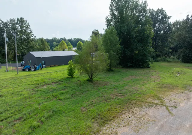 Photo 16 of Land for sale at 2755 Oaks Rd, Paducah, KY 42003 | MLS# 26022698 | Listing updated on 2026-08-20