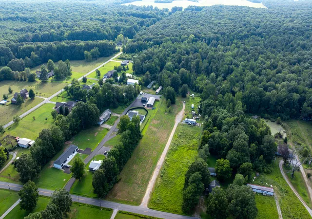 Photo 2 of Land for sale at 2755 Oaks Rd, Paducah, KY 42003 | MLS# 26022698 | Listing updated on 2026-08-20