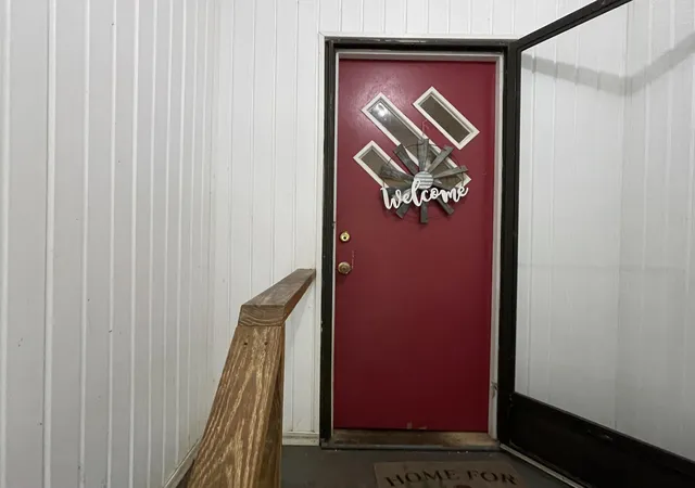Photo 4 of Single family home for sale at 1205 Rockcastle Lakeshore Dr, Cadiz, KY 42211 | MLS# 26022372 | Listing updated on 2026-08-18