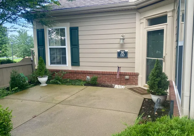 Listing Photo 4 - Condo for sale in building located at 110 Academy Dr, Wilmore, KY 40390