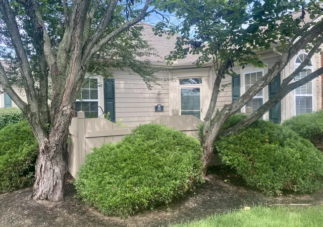 Listing Photo 5 - Condo for sale in building located at 110 Academy Dr, Wilmore, KY 40390