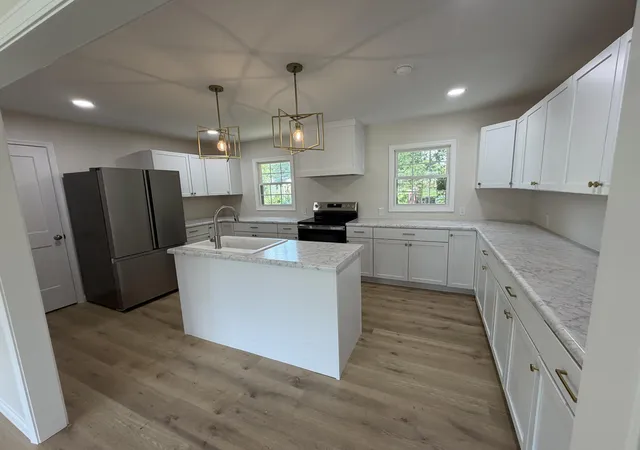 Photo 3 of Single family home for sale at 109 Cottage Ave, Lancaster, KY 40444 | MLS# 26022692 | Listing updated on 2026-09-12