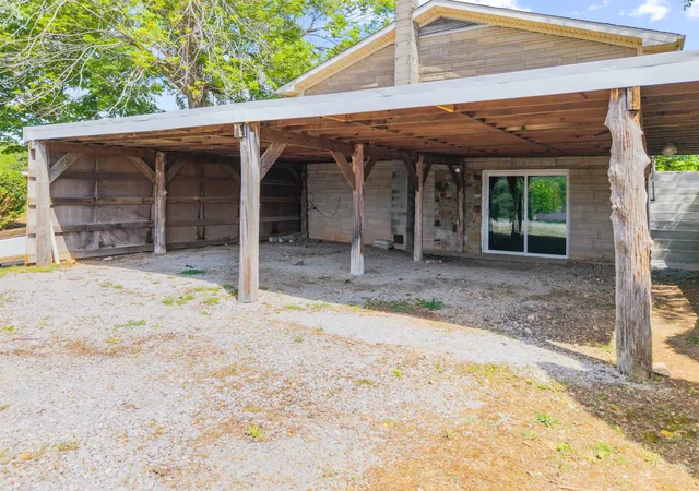 Photo 4 of Single family home for sale at 9210 Kentucky 1247, Eubank, KY 42567 | MLS# 26022388 | Listing updated on 2026-10-02