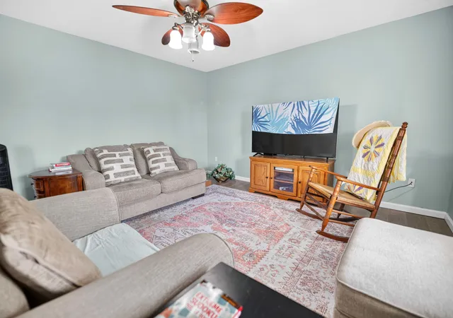 Photo 4 of Single family home for sale at 25 Ol Stable Dr, Somerset, KY 42503 | MLS# 26022391 | Listing updated on 2026-10-07