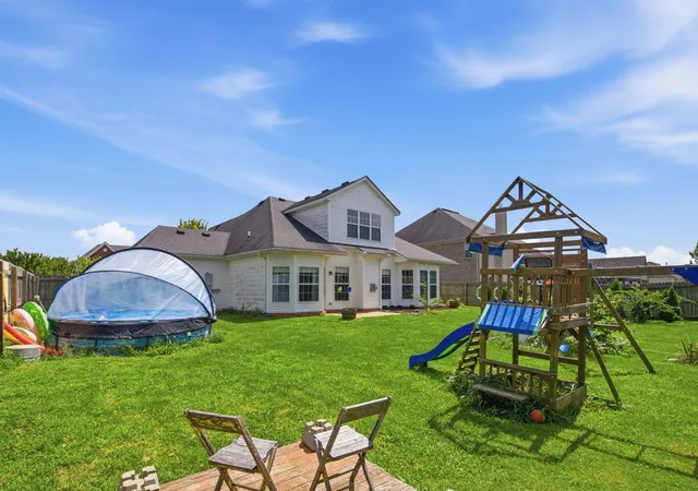 Photo 43 of Single family home for sale at 325 Gleneagles Way, Versailles, KY 40383 | MLS# 26022486 | Listing updated on 2026-08-25